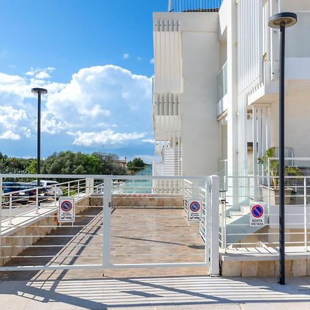 Exclusive Deluxe Apt Up To 6 People & Heated Tub Polignano a Mare Extérieur photo